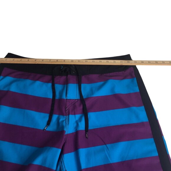 Quiksilver Board Shorts Mens 38 Purple Blue Stripe Cypher 4-Way Stretch Surf - Picture 5 of 14